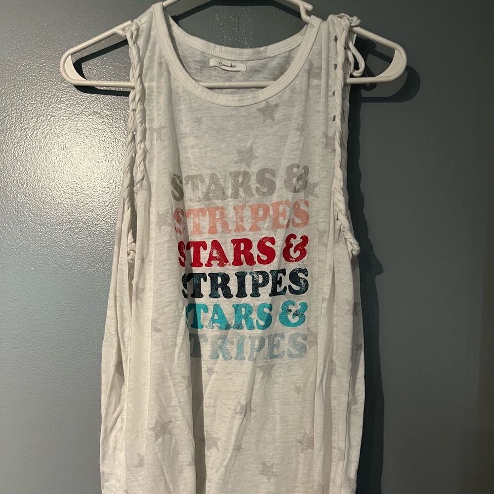 Maurice’s tank top size XL